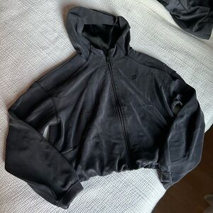 Lululemon Softstreme full zip hoodie peloton logo black size 6